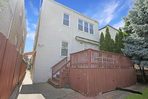 3051 North Mason Avenue Chicago IL 60634
