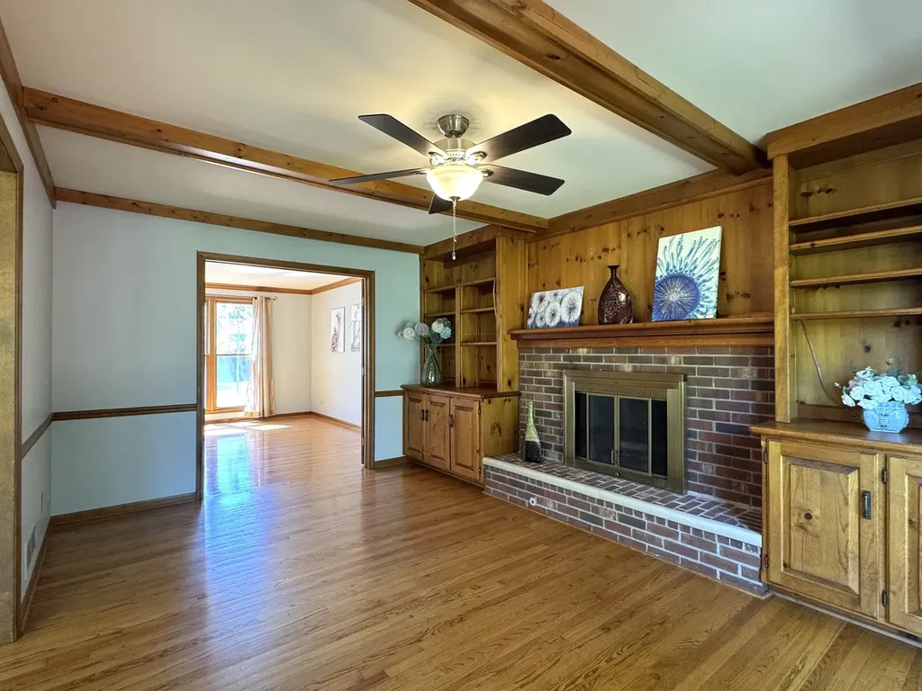 1217 Yorkshire Drive Naperville IL 60563