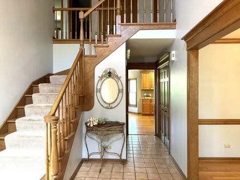 1217 Yorkshire Drive Naperville IL 60563