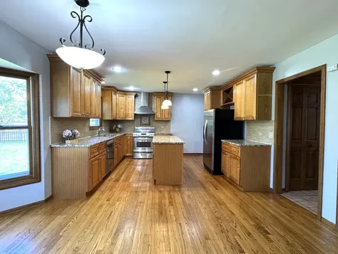 1217 Yorkshire Drive Naperville IL 60563