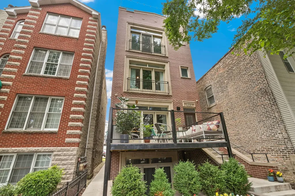 922 North Paulina Street Chicago IL 60622