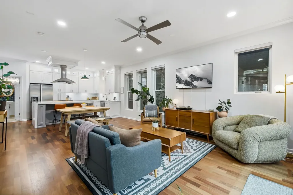 922 North Paulina Street Chicago IL 60622