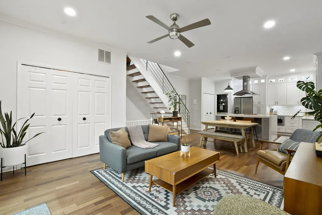922 North Paulina Street Chicago IL 60622