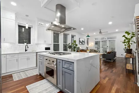 922 North Paulina Street Chicago IL 60622