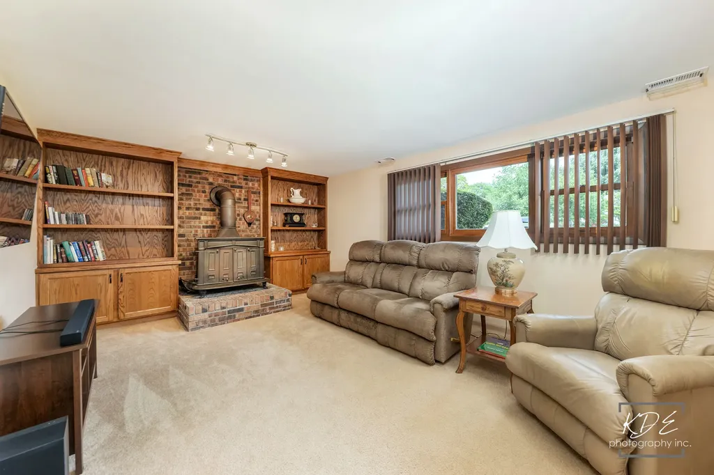 29W303 Hartman Drive Naperville IL 60564