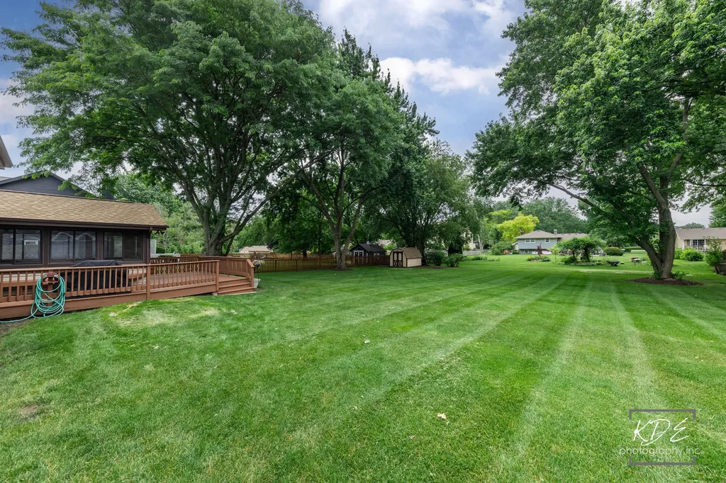 29W303 Hartman Drive Naperville IL 60564