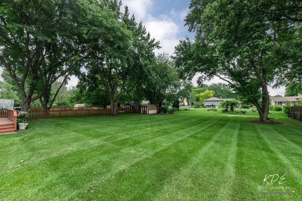 29W303 Hartman Drive Naperville IL 60564