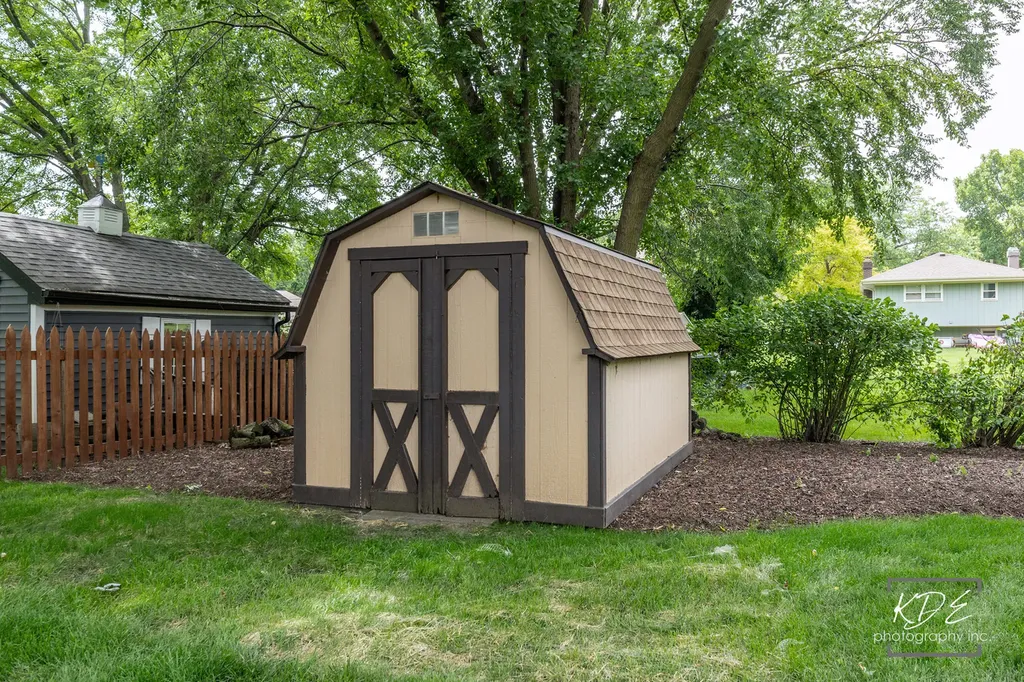 29W303 Hartman Drive Naperville IL 60564