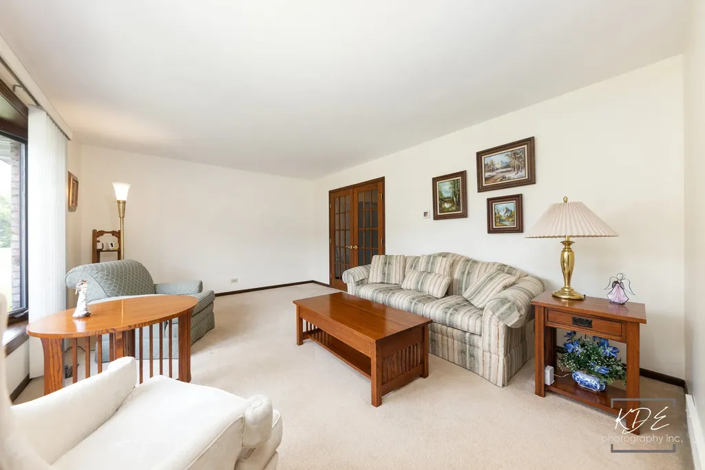 29W303 Hartman Drive Naperville IL 60564