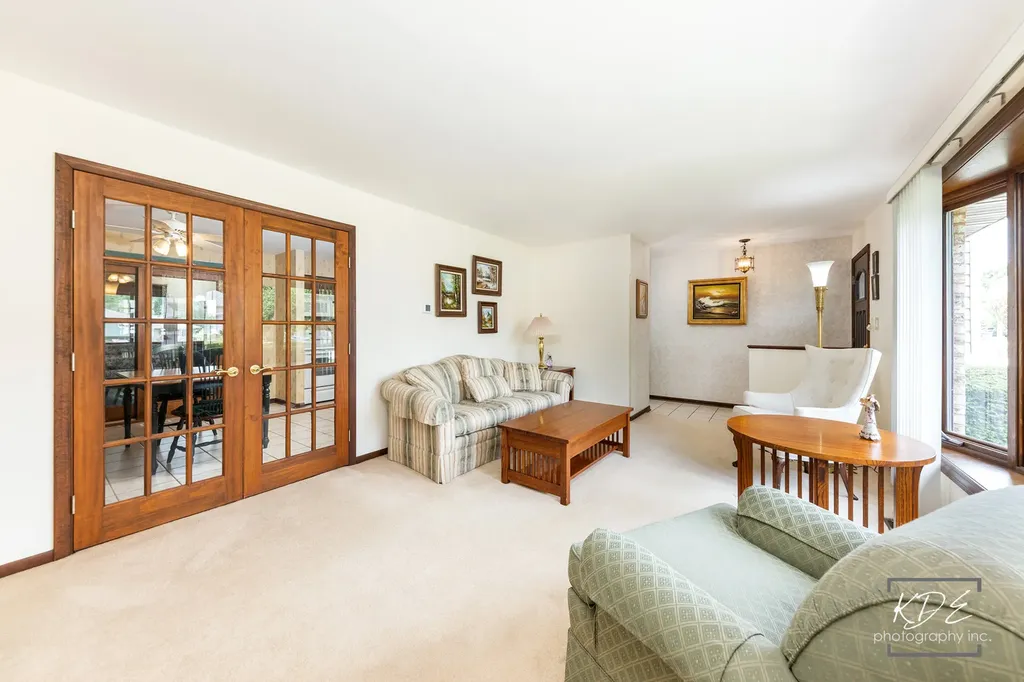 29W303 Hartman Drive Naperville IL 60564