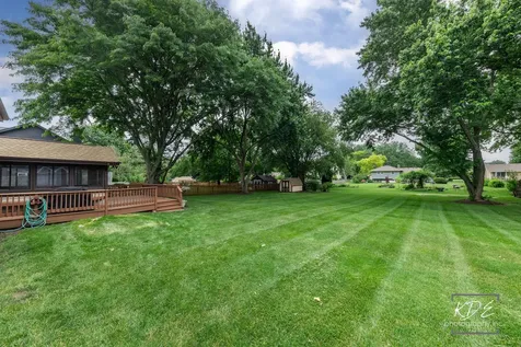 29W303 Hartman Drive Naperville IL 60564