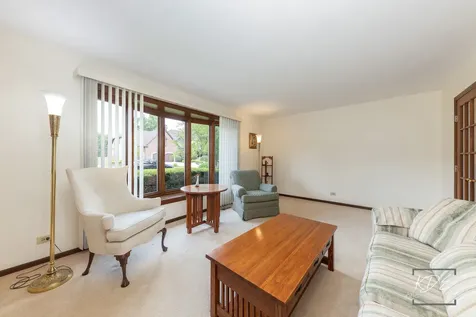 29W303 Hartman Drive Naperville IL 60564