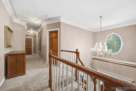 1002 Stonehedge Road St. Charles IL 60174