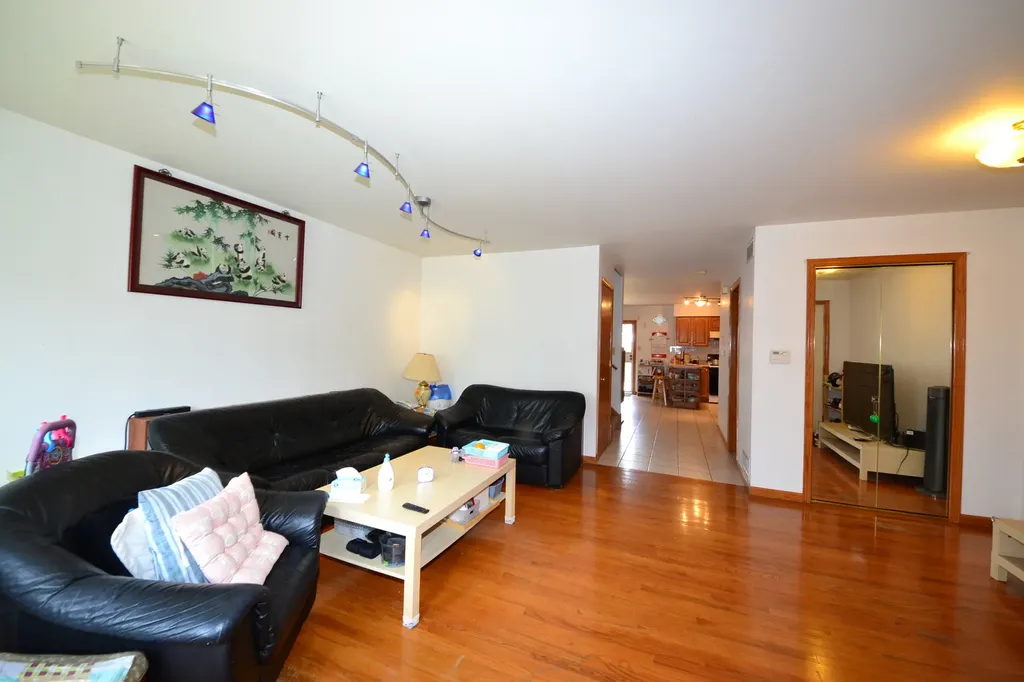 2823 South Farrell Street Chicago IL 60608