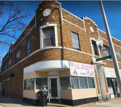 2032 East 79th Street Chicago IL 60649