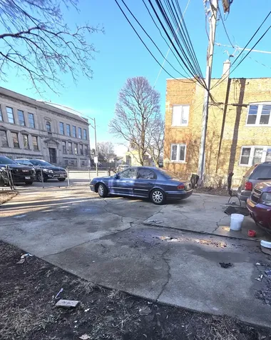 2032 East 79th Street Chicago IL 60649