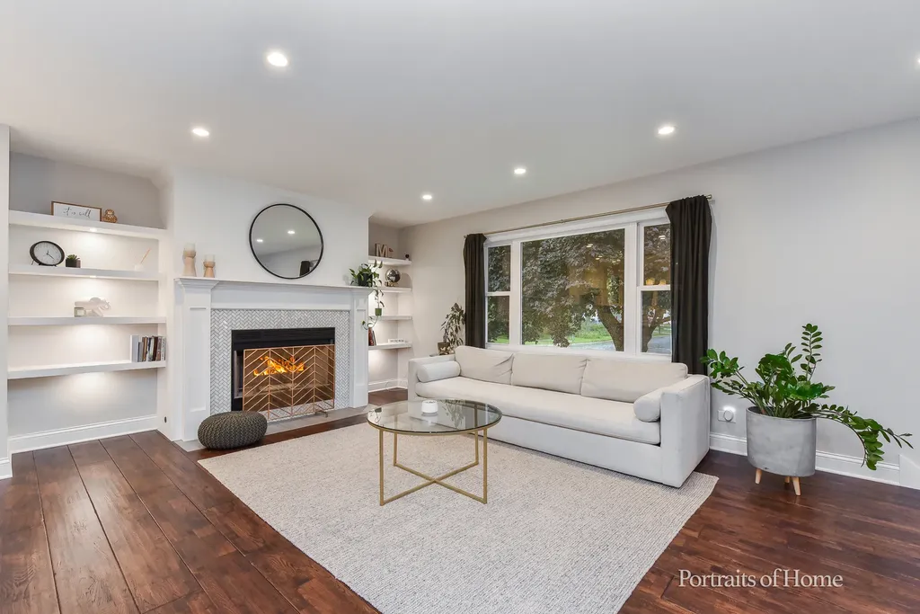 30W172 Claymore Lane Naperville IL 60563