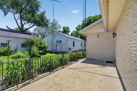 413 Price Street Morris IL 60450