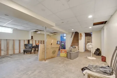 124 Sawyer Avenue La Grange IL 60525