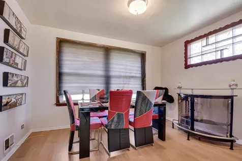 124 Sawyer Avenue La Grange IL 60525