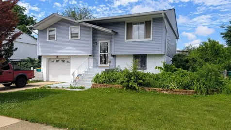 418 Arnold Avenue Romeoville IL 60446