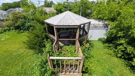 418 Arnold Avenue Romeoville IL 60446