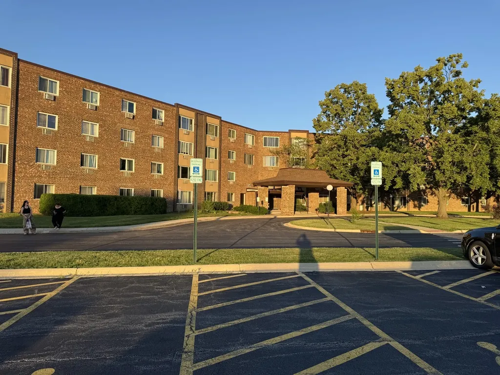 1375 Rebecca Drive Hoffman Estates IL 60169