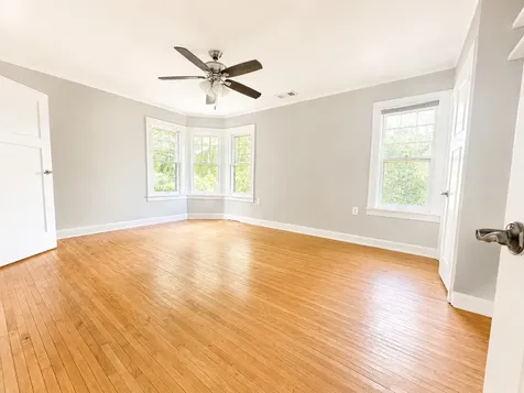 325 Camlin Avenue Rockford IL 61103