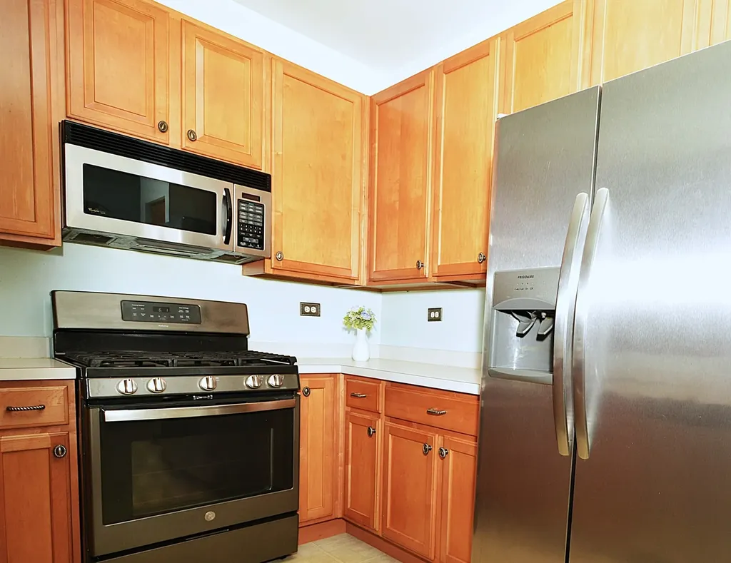 2460 Georgetown Circle Aurora IL 60503