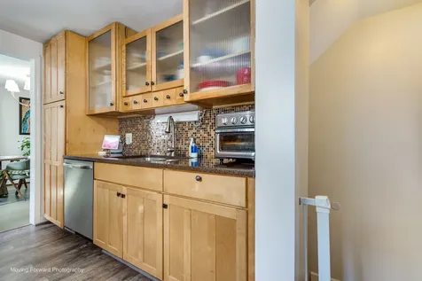 2211 North Bonnie Brook Lane Waukegan IL 60087
