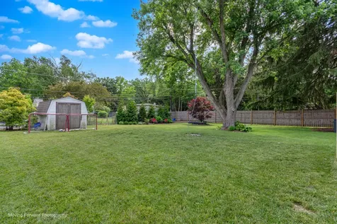 2211 North Bonnie Brook Lane Waukegan IL 60087