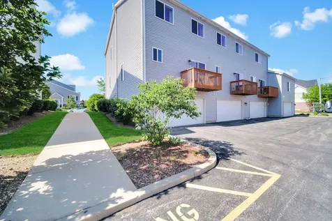 1476 Manning Avenue Montgomery IL 60538