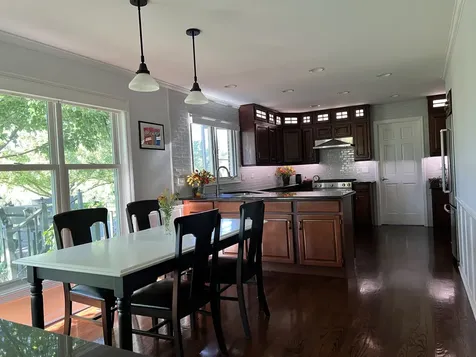 750 Kylemore Drive Des Plaines IL 60016