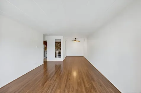 3237 South Manor Drive Lansing IL 60438