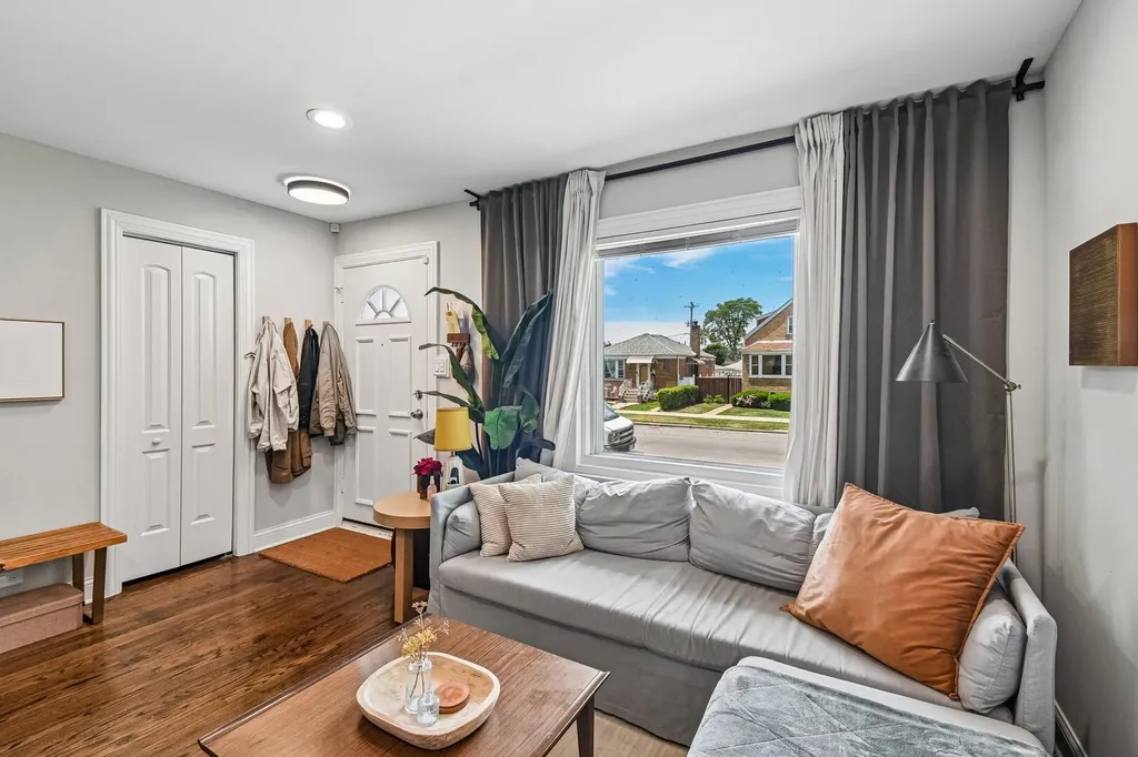 5343 South Kostner Avenue Chicago IL 60632