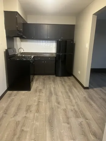 8244 West 87th Street Hickory Hills IL 60457