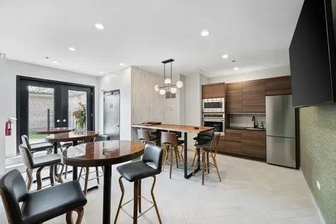 8 West Monroe Street Chicago IL 60603