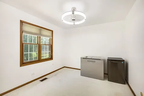 1509 Lori Lyn Lane Northbrook IL 60062