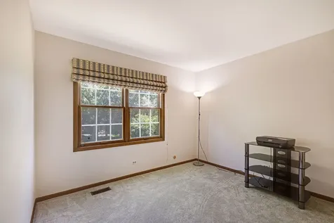 1509 Lori Lyn Lane Northbrook IL 60062