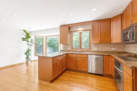 1509 Lori Lyn Lane Northbrook IL 60062
