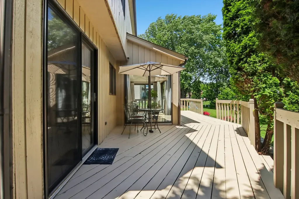 6225 Meyer Road Woodridge IL 60517