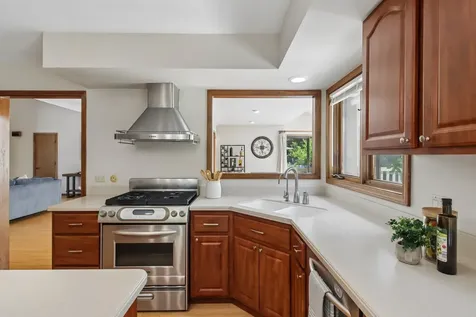 6225 Meyer Road Woodridge IL 60517