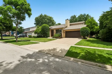 6225 Meyer Road Woodridge IL 60517