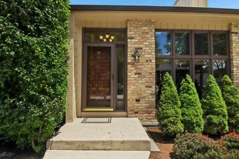 6225 Meyer Road Woodridge IL 60517