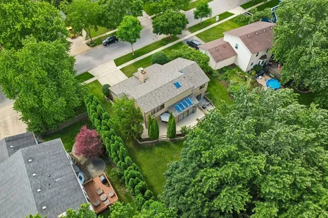 6225 Meyer Road Woodridge IL 60517