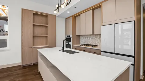 4441 South Vincennes Avenue Chicago IL 60653