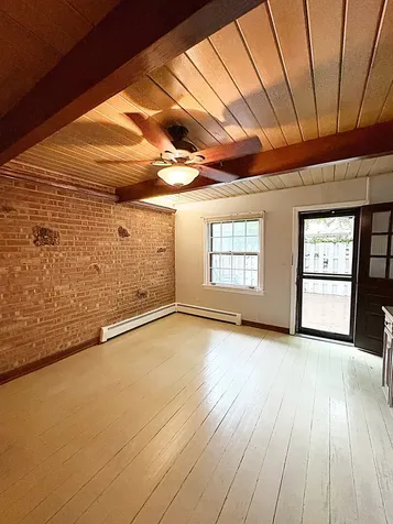 114 Hillside Avenue Barrington IL 60010