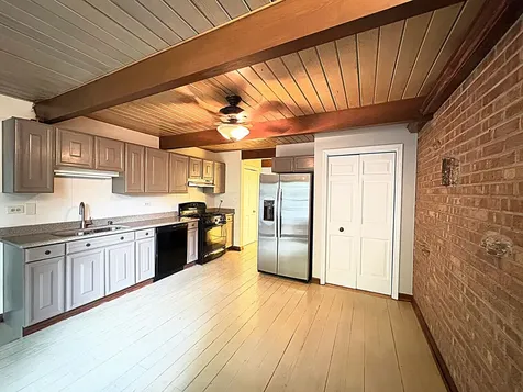114 Hillside Avenue Barrington IL 60010