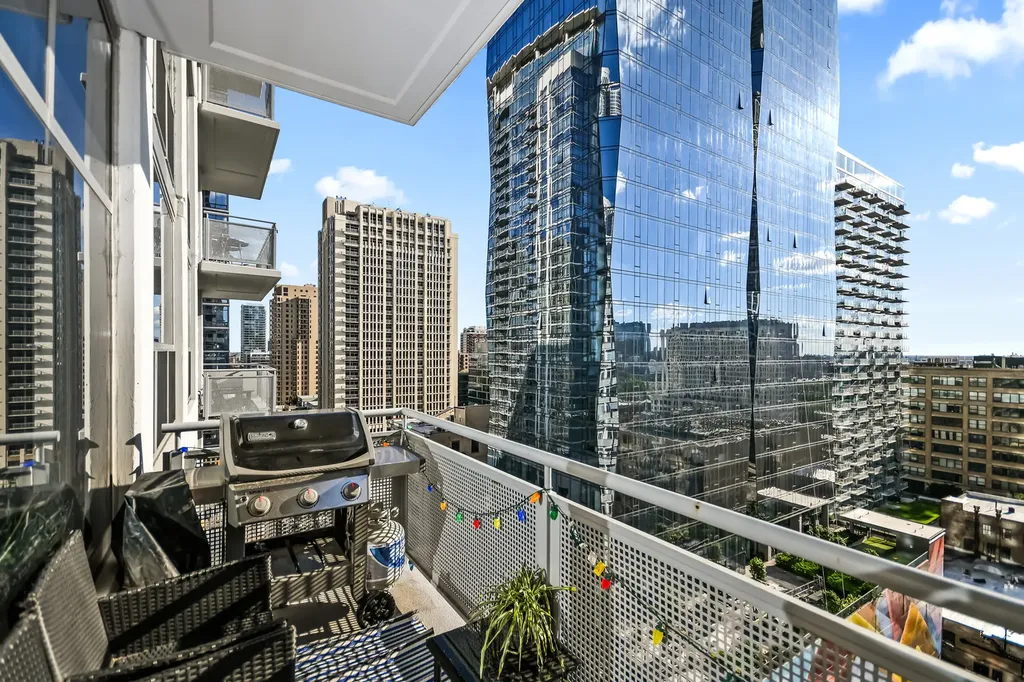 1305 South Michigan Avenue Chicago IL 60605