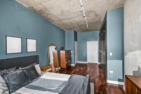 1305 South Michigan Avenue Chicago IL 60605